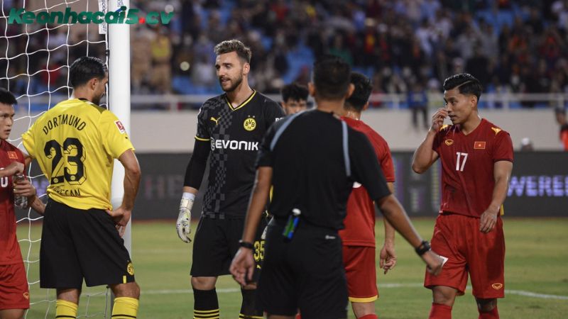 Gió và hướng gió khiến cục diện trận đấu thay đổi